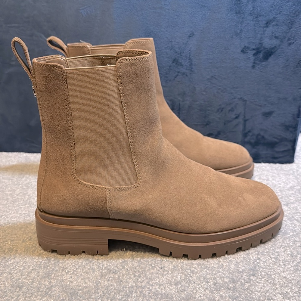 Lauren Ralph Lauren Womens Corinne Lugged Sole Suede Ankle Chelsea Boots - Picture 3 of 16